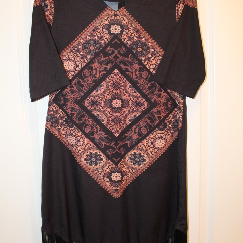 Dress - Picture 2 of 4